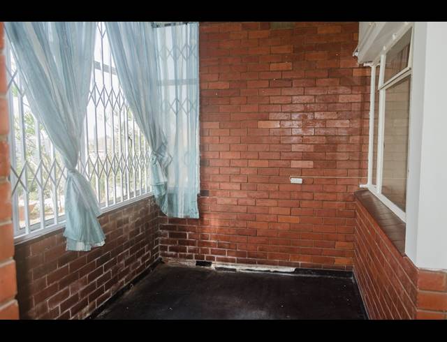 2 BEDROOM APARTMENT FOR SALE IN SCOTTBURGH CENTRAL